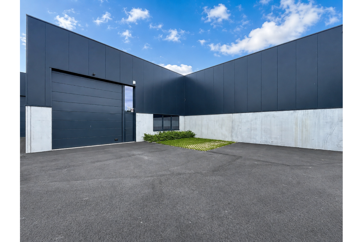 Commerce à louer à Mouscron 7700 800.00€  chambres 147.00m² - annonce 794065