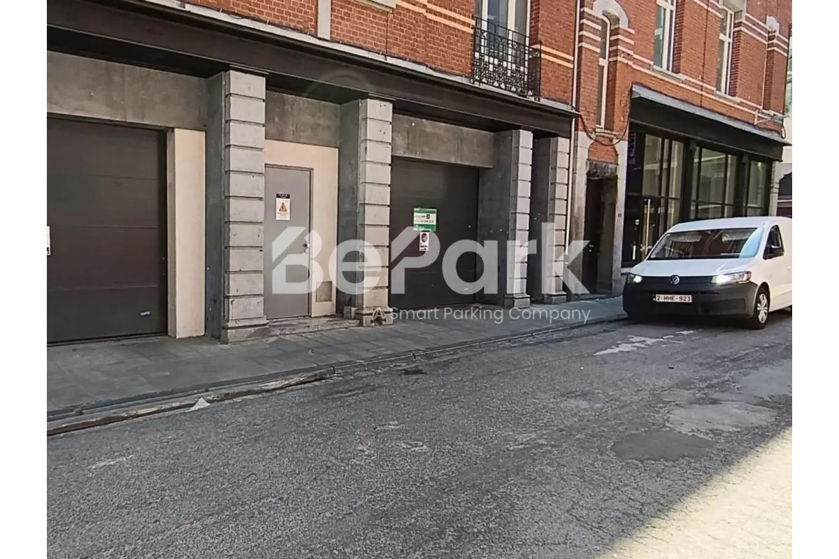 Parking à louer à Liège 4000 100.00€  chambres m² - annonce 793330