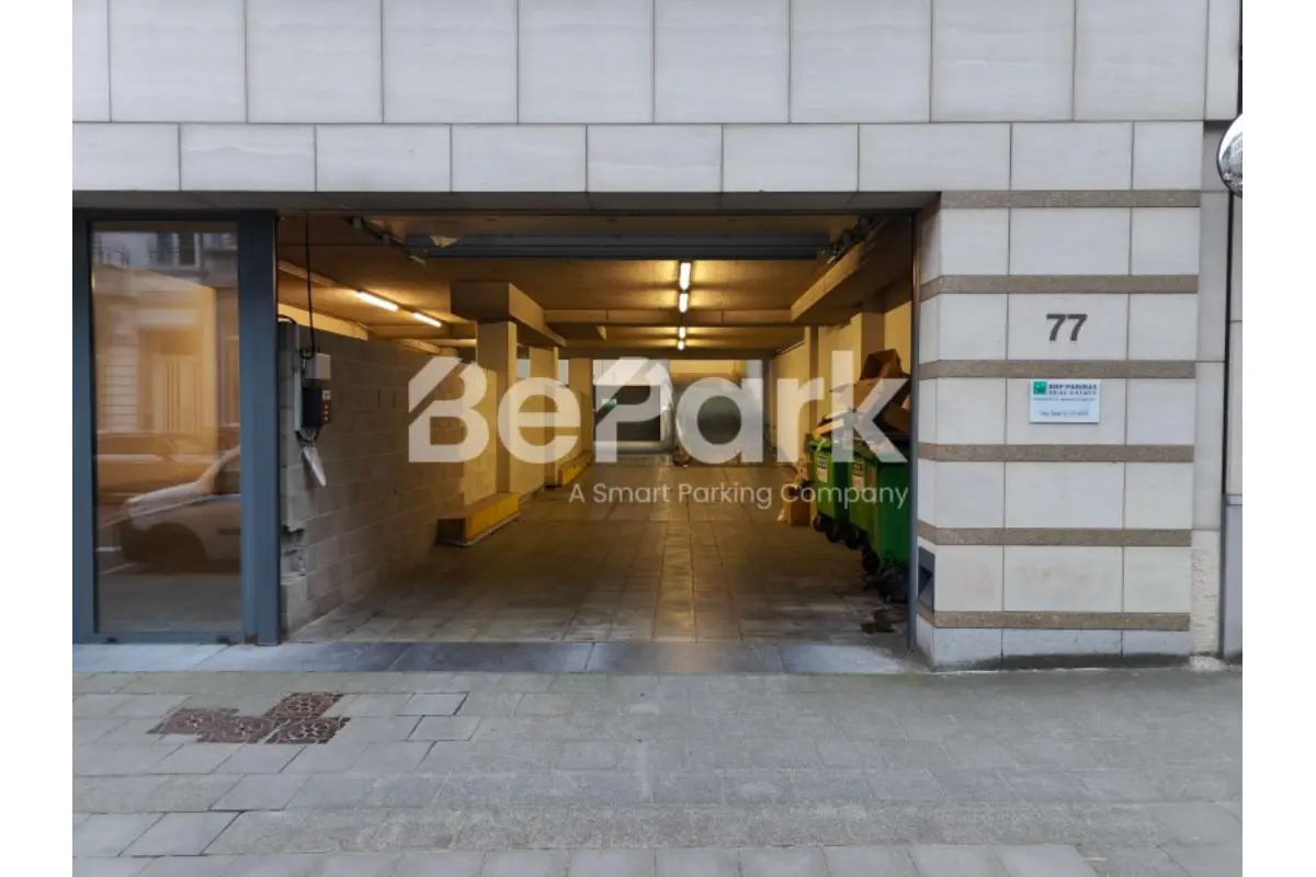 Parking te  huur in Brussel 1000 123.00€  slaapkamers m² - Zoekertje 793328