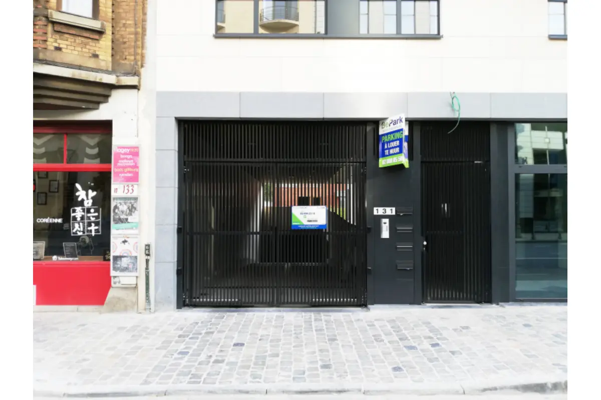 Parking te  huur in Elsene 1050 7.00€  slaapkamers m² - Zoekertje 793187