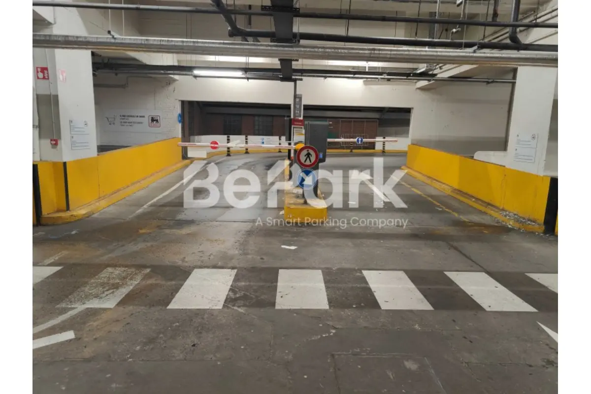 Parking / garage à louer à Ixelles 1050 98.00€  chambres m² - annonce 793361