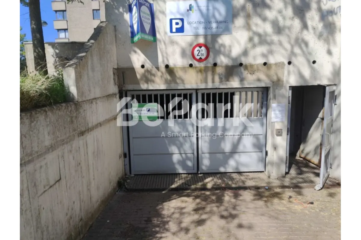 Parking / garage à louer à Neder-Over-Heembeek 1120 61.00€  chambres m² - annonce 793493