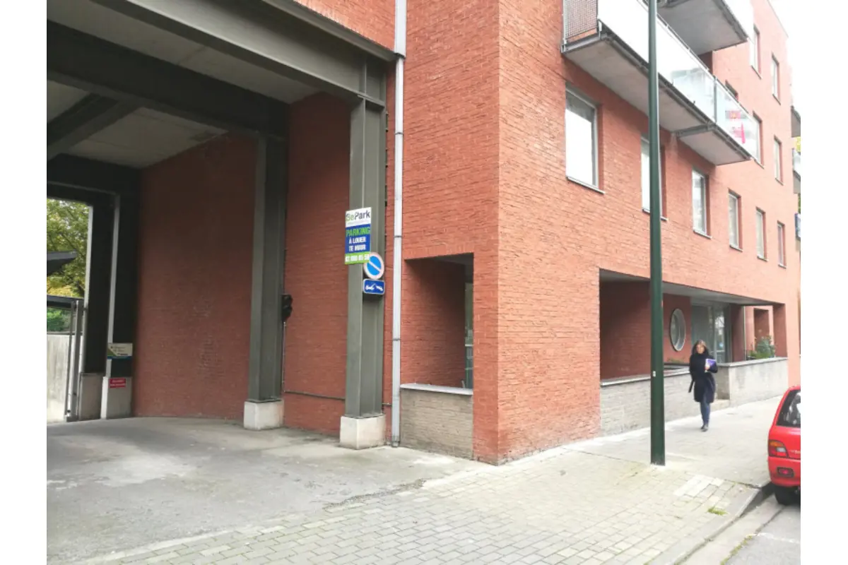 Parking / garage à louer à Auderghem 1160 6.00€  chambres m² - annonce 793232