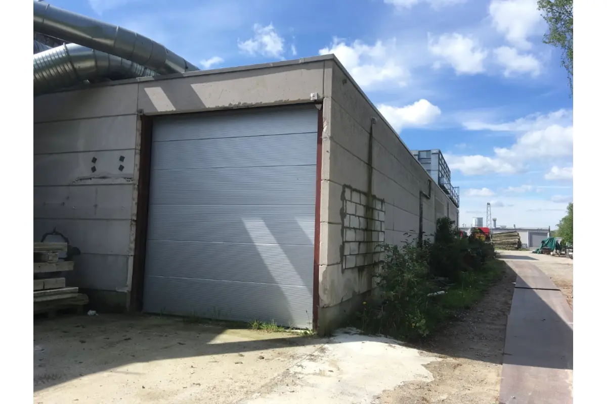 Commerce à louer à Wingene 8750 750.00€  chambres 237.00m² - annonce 794359