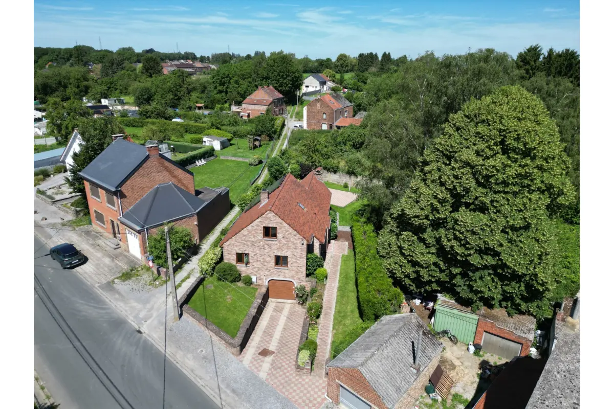 Villa te  koop in Wanfercée-Baulet 6224 329000.00€ 5 slaapkamers 165.00m² - Zoekertje 793063