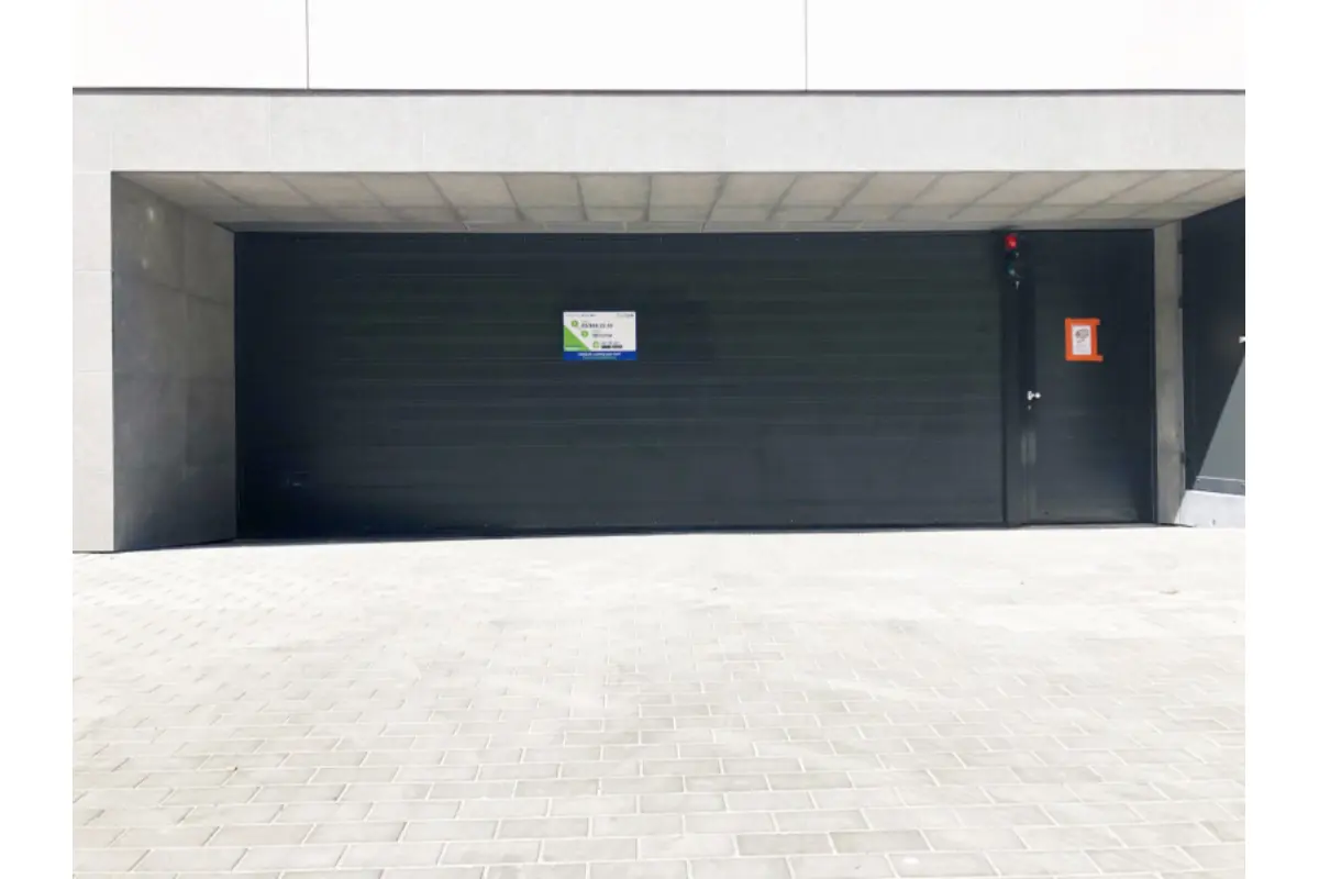 Parking te  huur in Brussel 1000 8.00€  slaapkamers m² - Zoekertje 793490