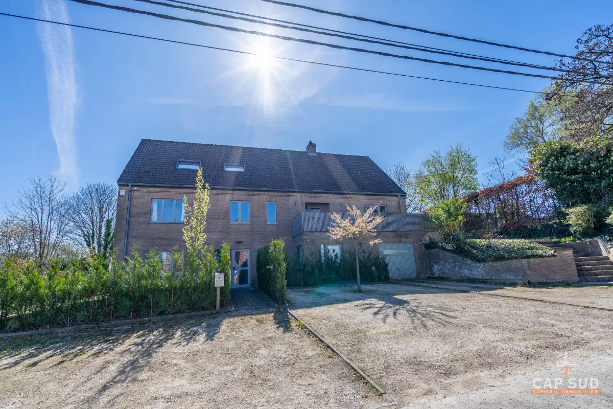 Duplex à vendre à Ophain-Bois-Seigneur-Isaac 1421 699000.00€ 6 chambres 250.00m² - annonce 794166