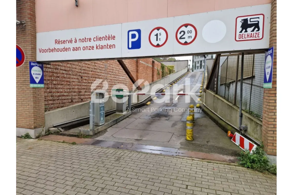 Parking / garage à louer à Auderghem 1160 120.00€  chambres m² - annonce 793518