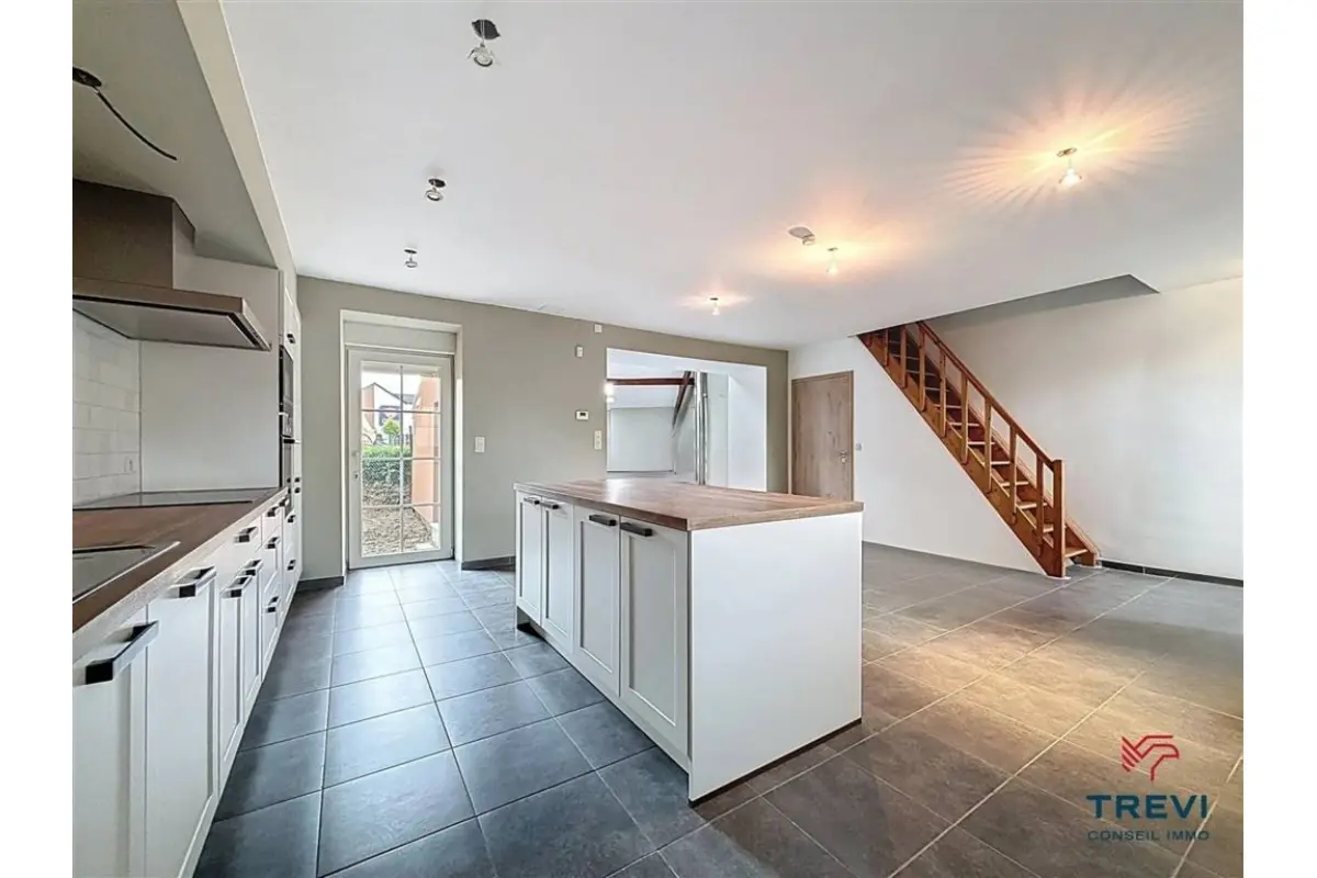 Huis te  huur in Quenast 1430 1200.00€ 2 slaapkamers 120.00m² - Zoekertje 793703