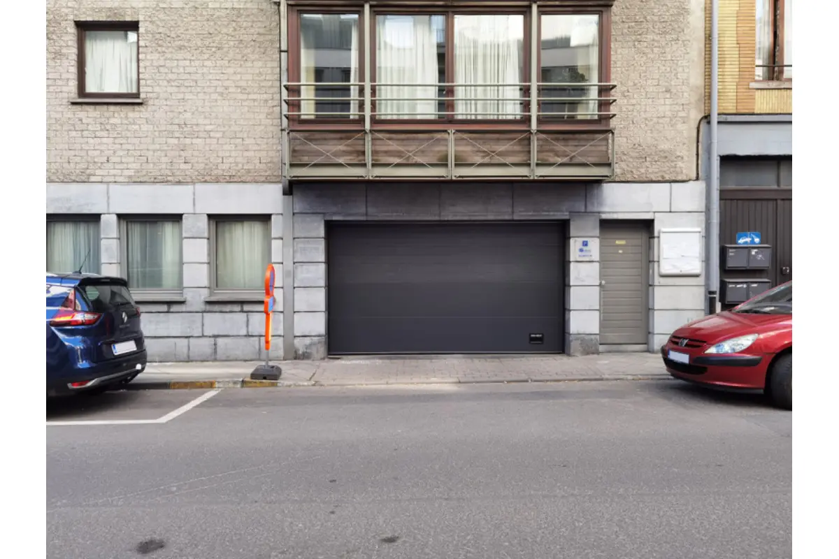 Parking à louer à Ixelles 1050 116.00€  chambres m² - annonce 793323