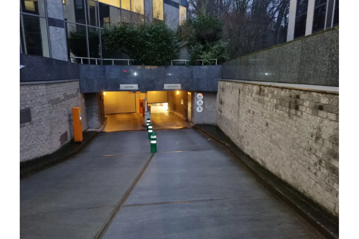 Parking / garage à louer à Auderghem 1160 114.00€  chambres m² - annonce 793517
