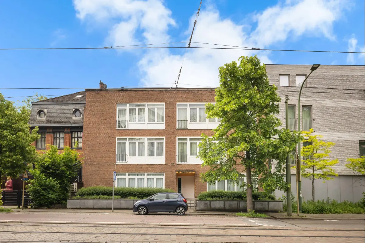 Appartement te  koop in Ukkel 1180 299000.00€ 2 slaapkamers 93.00m² - Zoekertje 793924