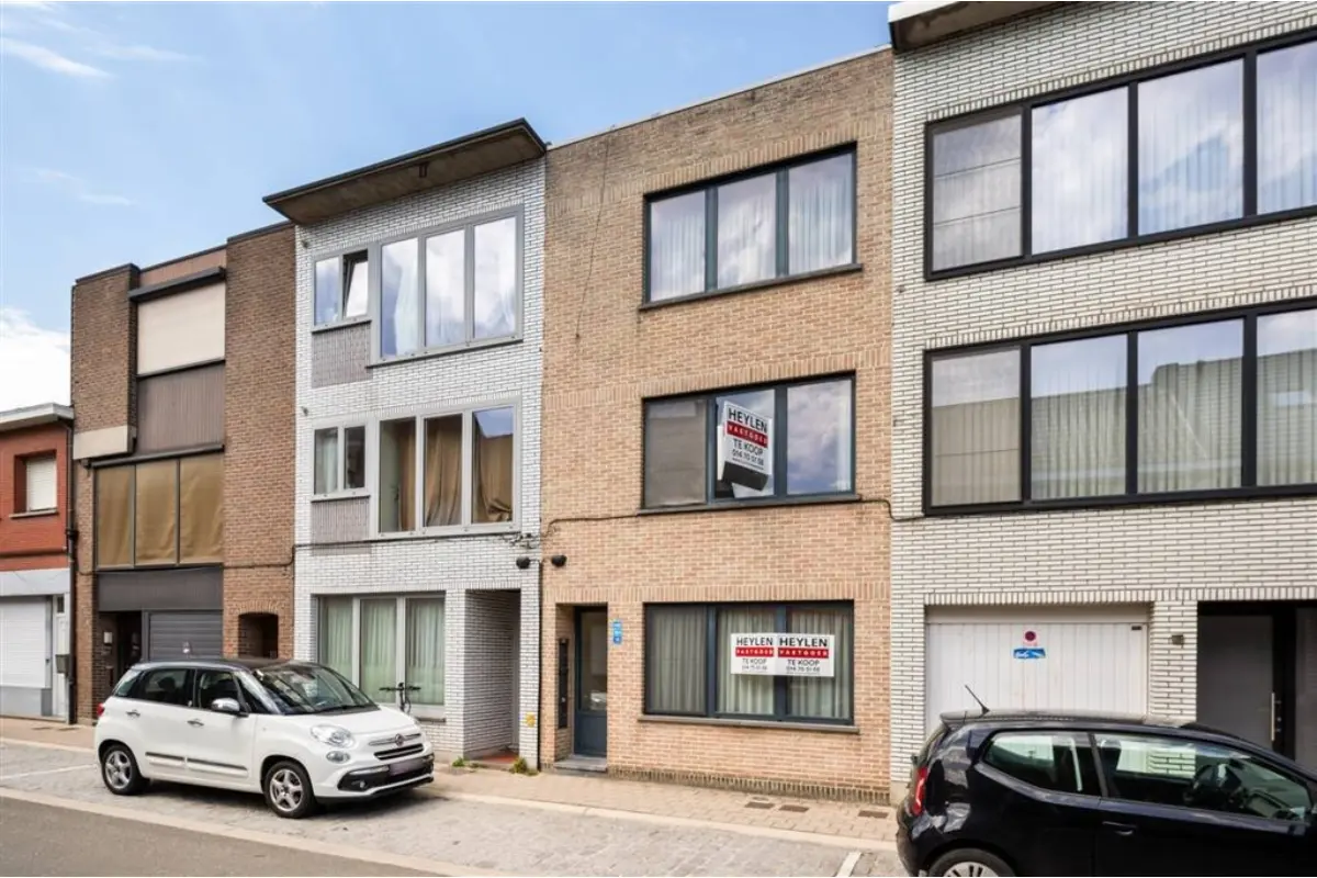 Appartementsgebouw te  koop in Herentals 2200 440000.00€ 3 slaapkamers 68.00m² - Zoekertje 794350