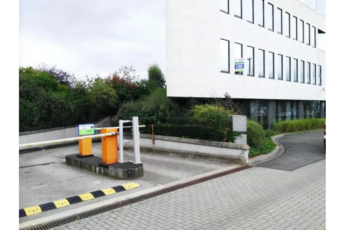 Parking / garage à louer à Auderghem 1160 7.00€  chambres m² - annonce 793325