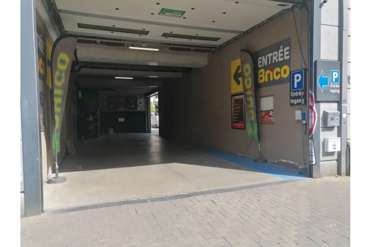 Parking / garage à louer à Ixelles 1050 120.00€  chambres m² - annonce 793486