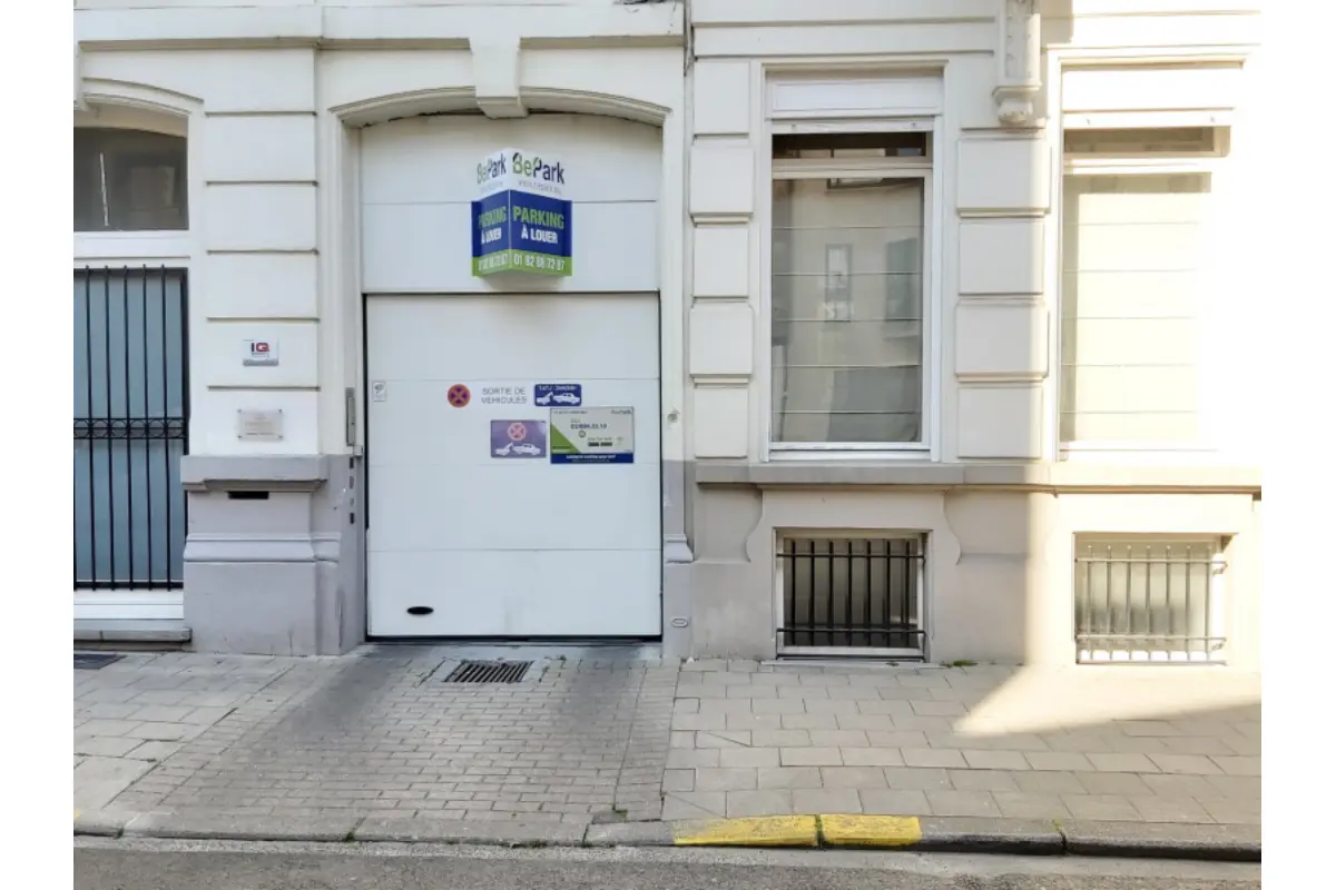 Parking te  huur in Brussel 1000 41.00€  slaapkamers m² - Zoekertje 793333