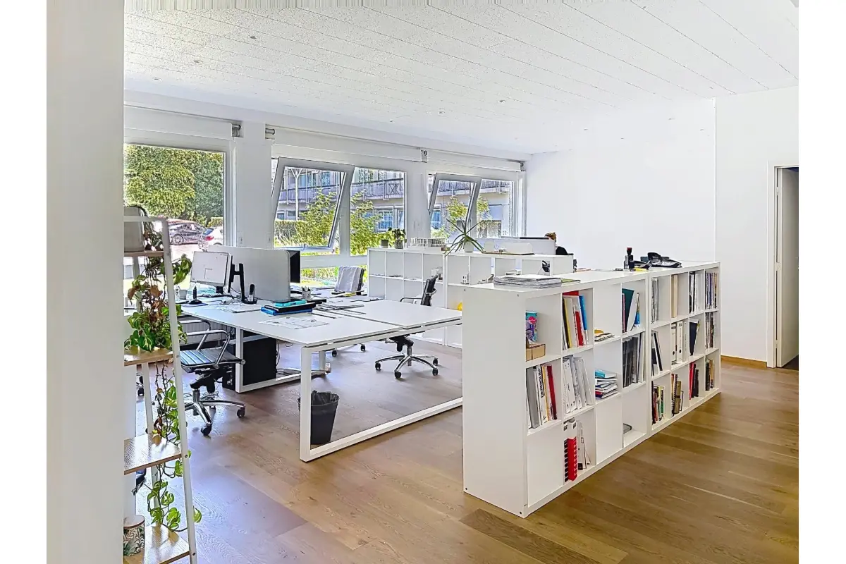 Commerce à vendre à Watermael-Boitsfort 1170 650000.00€  chambres 288.00m² - annonce 796169