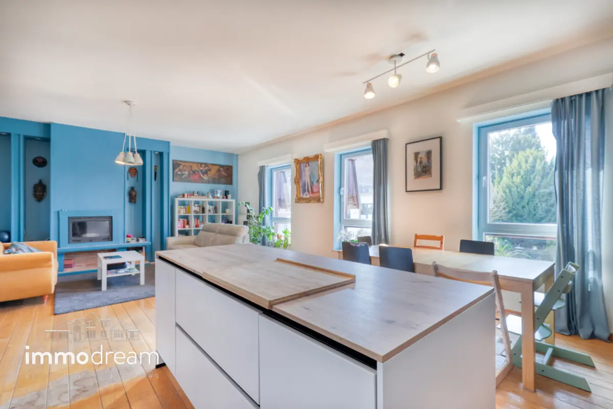 Duplex te  koop in Ukkel 1180 600000.00€ 4 slaapkamers 156.00m² - Zoekertje 796190