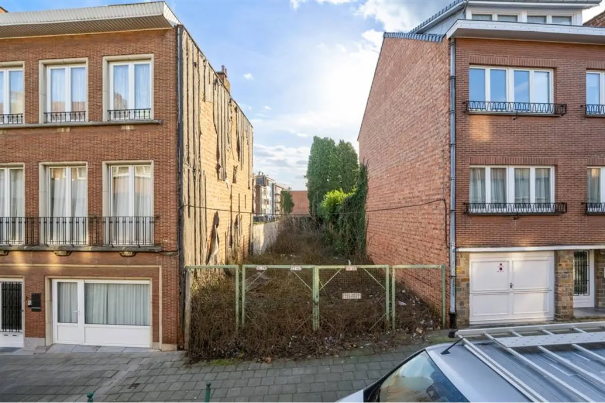 Grond te  koop in Ganshoren 1083 275000.00€  slaapkamers m² - Zoekertje 796741