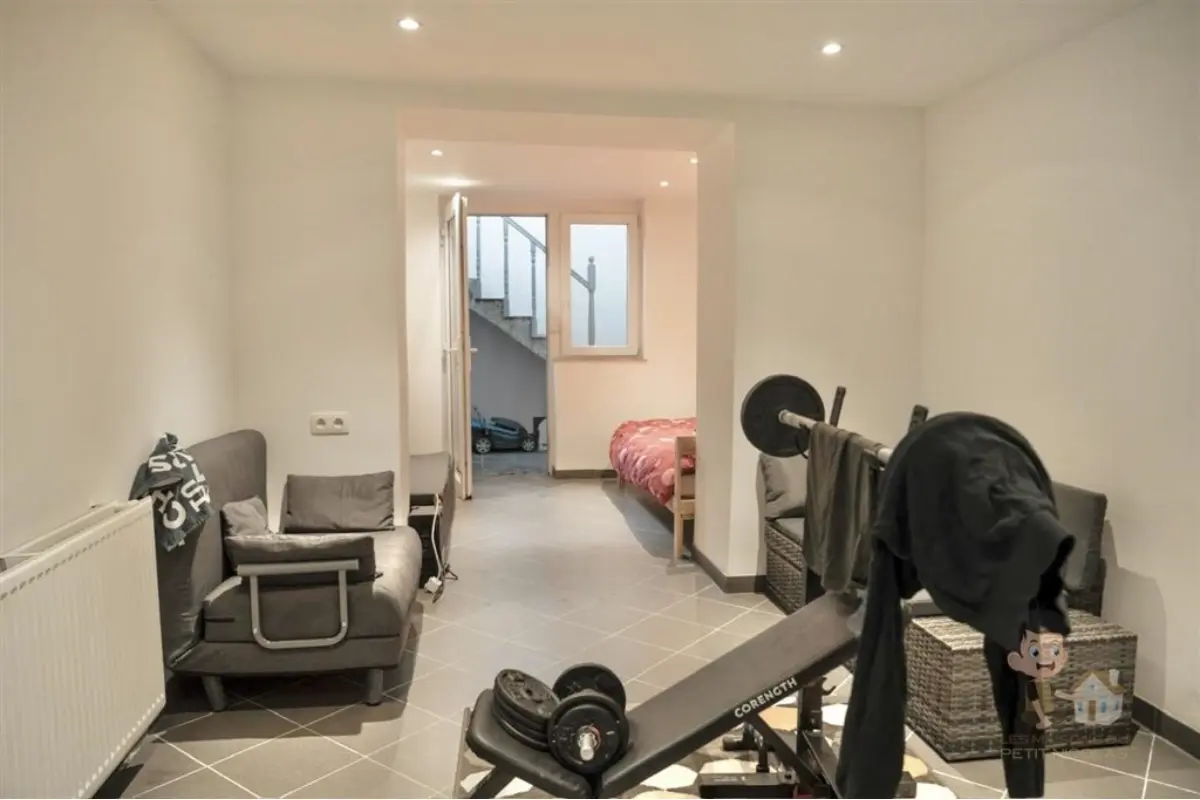 Immeuble de rapport - Immeuble à appartement à vendre à Laeken 1020 459900.00€ 4 chambres 200.00m² - annonce 798300