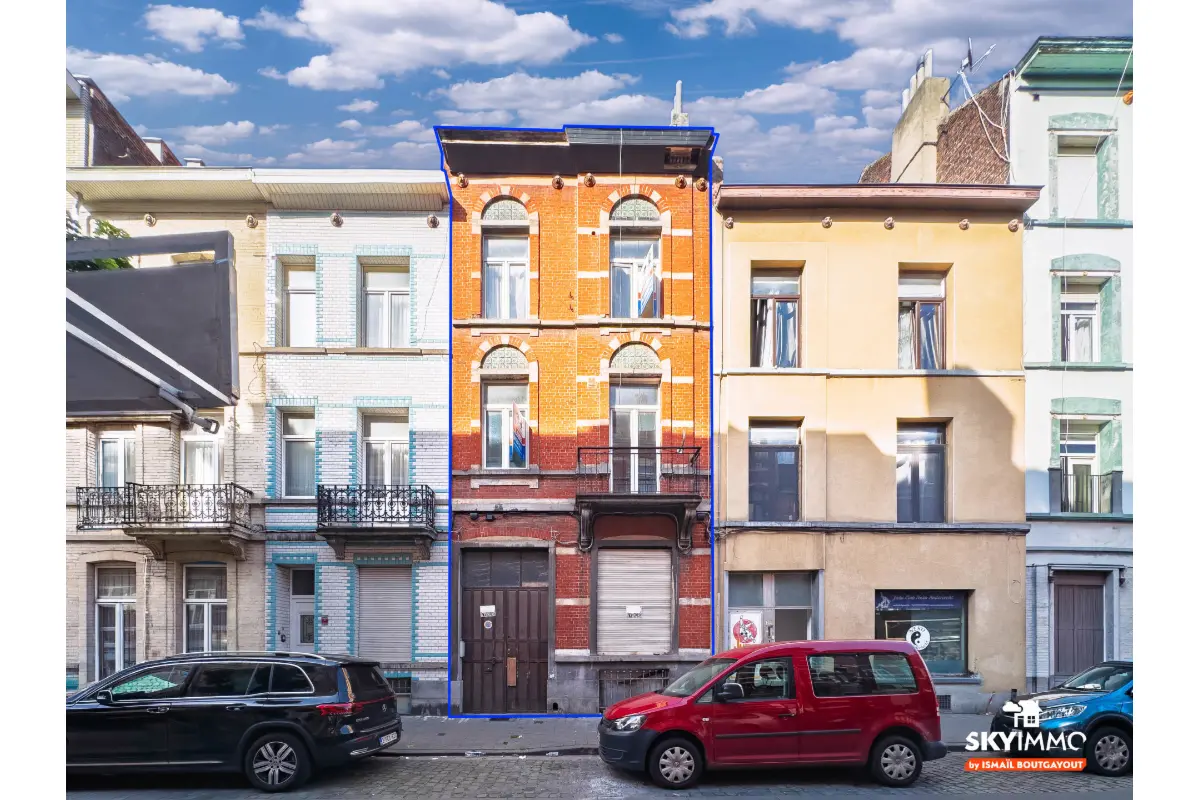Appartementsgebouw te  koop in Anderlecht 1070 399000.00€ 7 slaapkamers 340.00m² - Zoekertje 799045