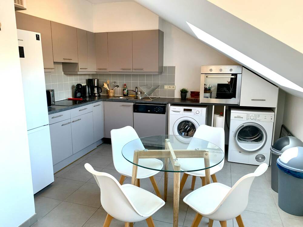 Appartement te  huur in Ukkel 1180 1100.00€ 1 slaapkamers 65.00m² - Zoekertje 794824