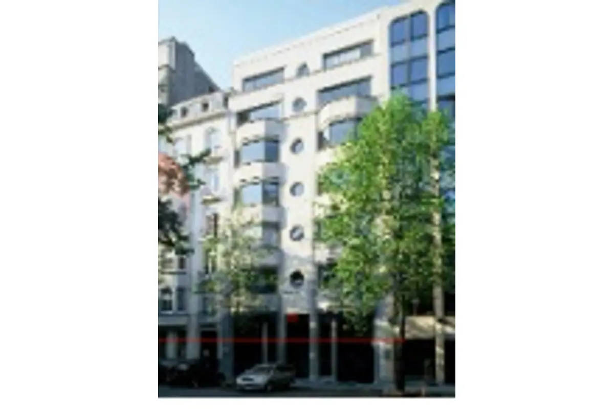 Commerce à louer à Etterbeek 1040 6300.00€  chambres 315.00m² - annonce 799359