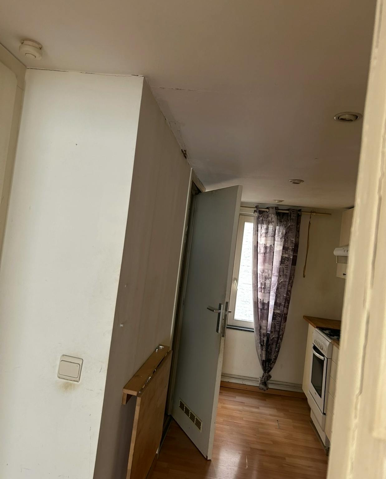 Appartement te  huur in Brussel 1000 545.00€ 0 slaapkamers 28.00m² - Zoekertje 794852