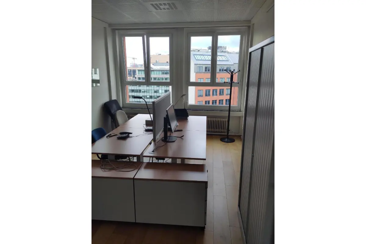 Commerce à louer à Etterbeek 1040 0.00€  chambres 480.00m² - annonce 799897