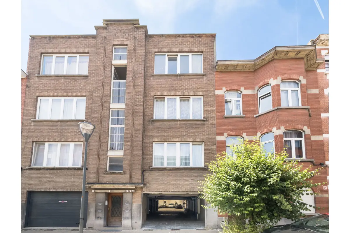 Parking à vendre à Jette 1090 249000.00€  chambres m² - annonce 800079