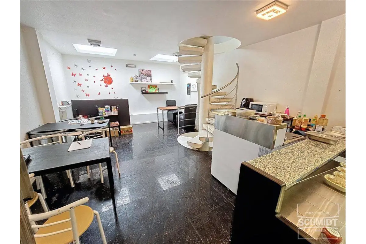 Commerce à vendre à Etterbeek 1040 147000.00€  chambres 50.00m² - annonce 800267