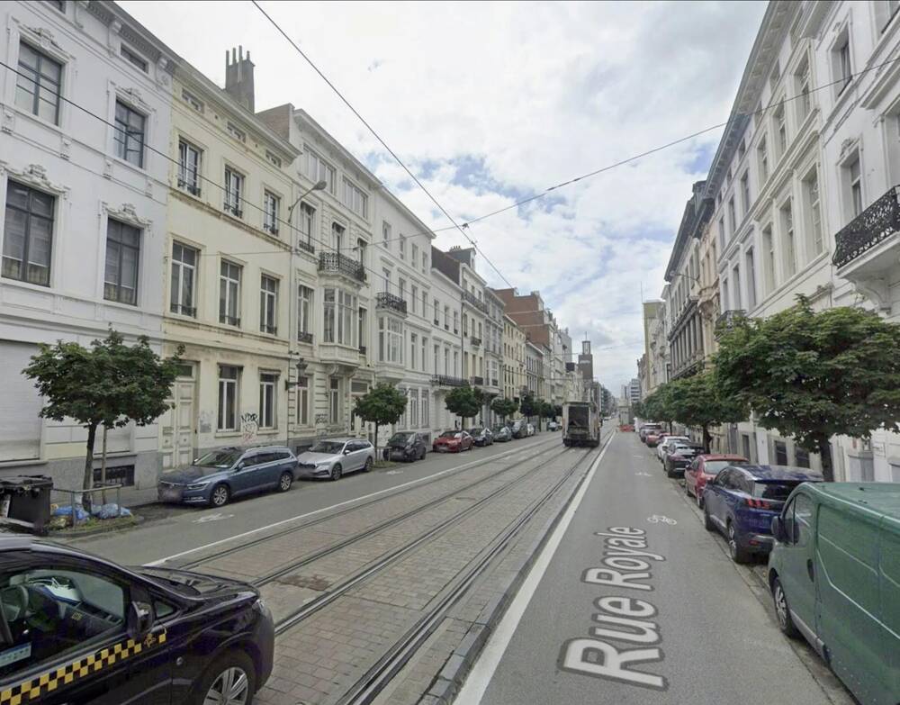 Appartement à louer à Saint-Josse-ten-Noode 1210 600.00€ 1 chambres 450.00m² - annonce 795195