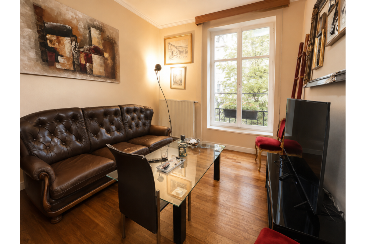 Appartementsgebouw te  koop in Sint-Gillis 1060 1099000.00€ 6 slaapkamers 357.00m² - Zoekertje 802088