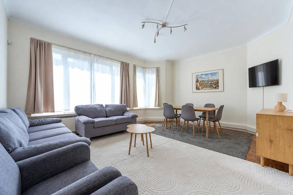 Appartement te  huur in Etterbeek 1040 2390.00€ 4 slaapkamers 95.00m² - Zoekertje 795250