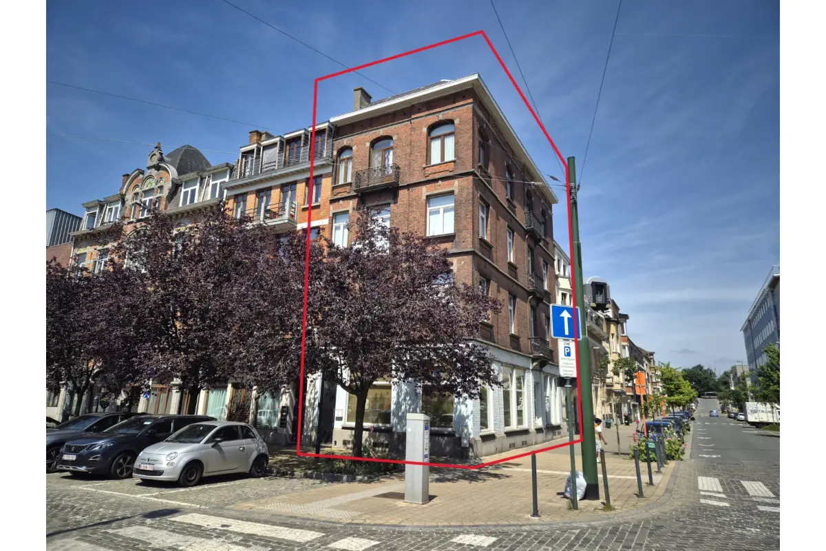 Handelszaak te  koop in Schaarbeek 1030 799000.00€  slaapkamers 498.00m² - Zoekertje 802668