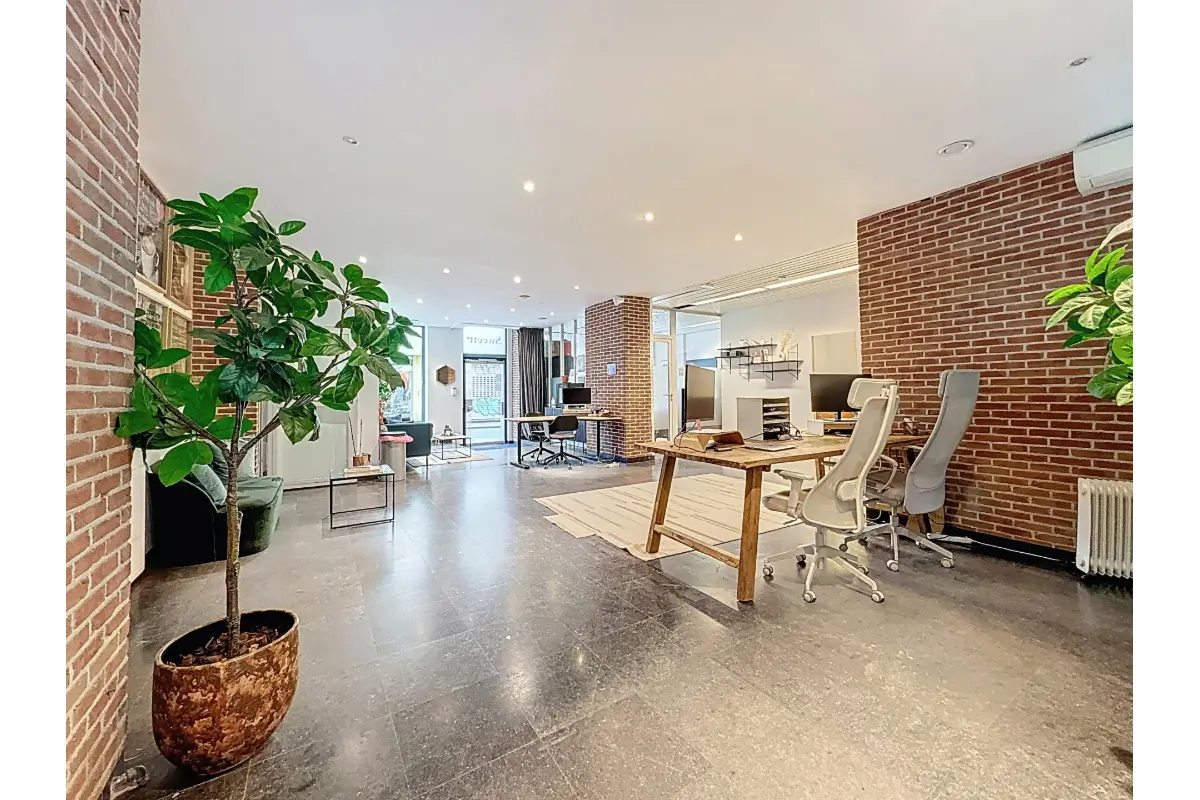Handelszaak te  huur in Elsene 1050 2950.00€  slaapkamers 200.00m² - Zoekertje 803383
