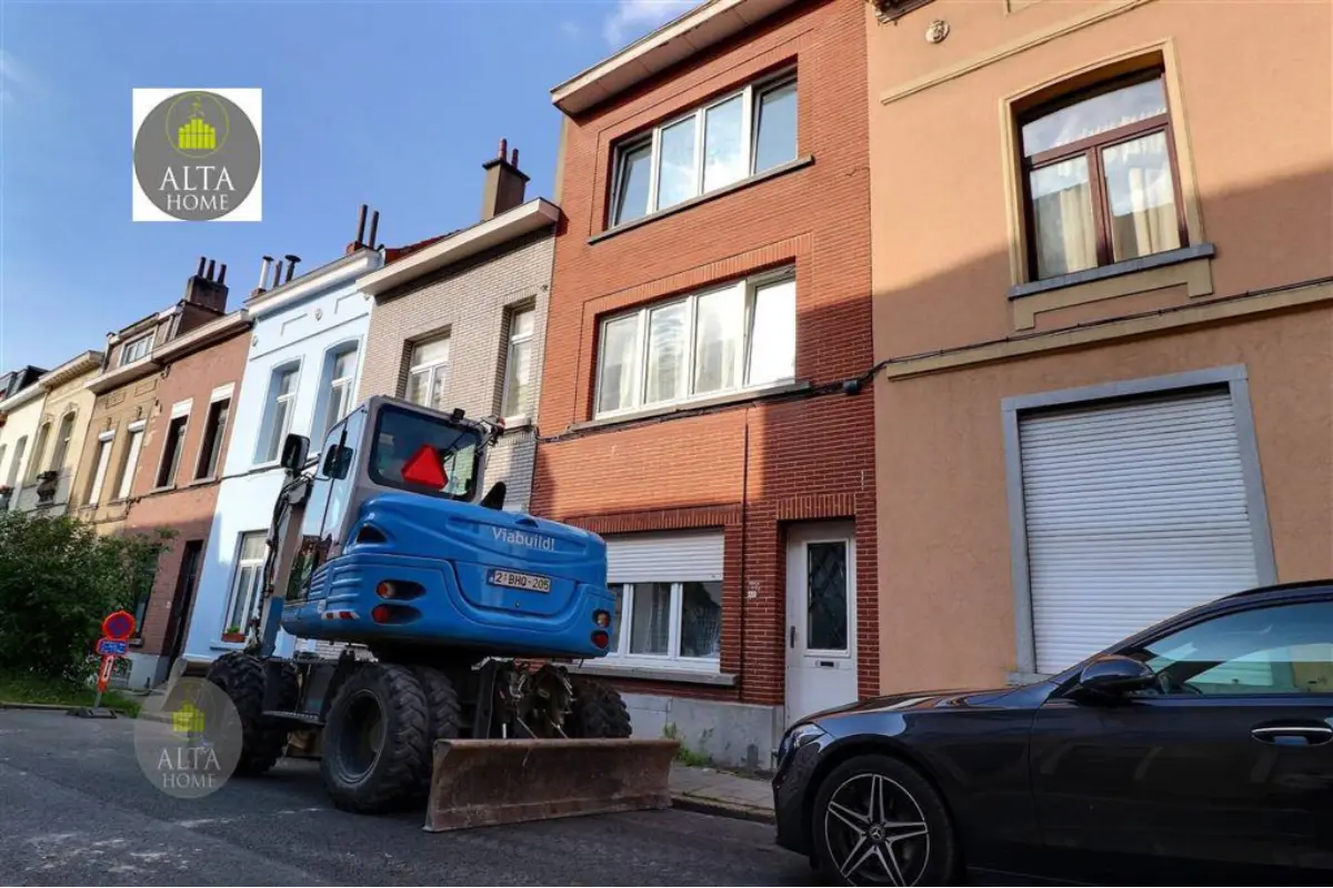 Huis te  koop in Evere 1140 499000.00€ 3 slaapkamers 204.00m² - Zoekertje 804121