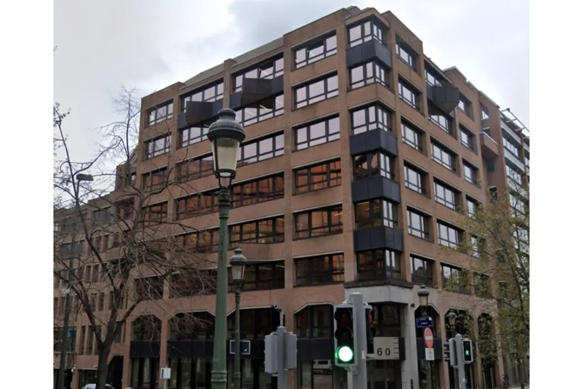Handelszaak te  huur in Elsene 1050 4920.00€  slaapkamers 328.00m² - Zoekertje 805405