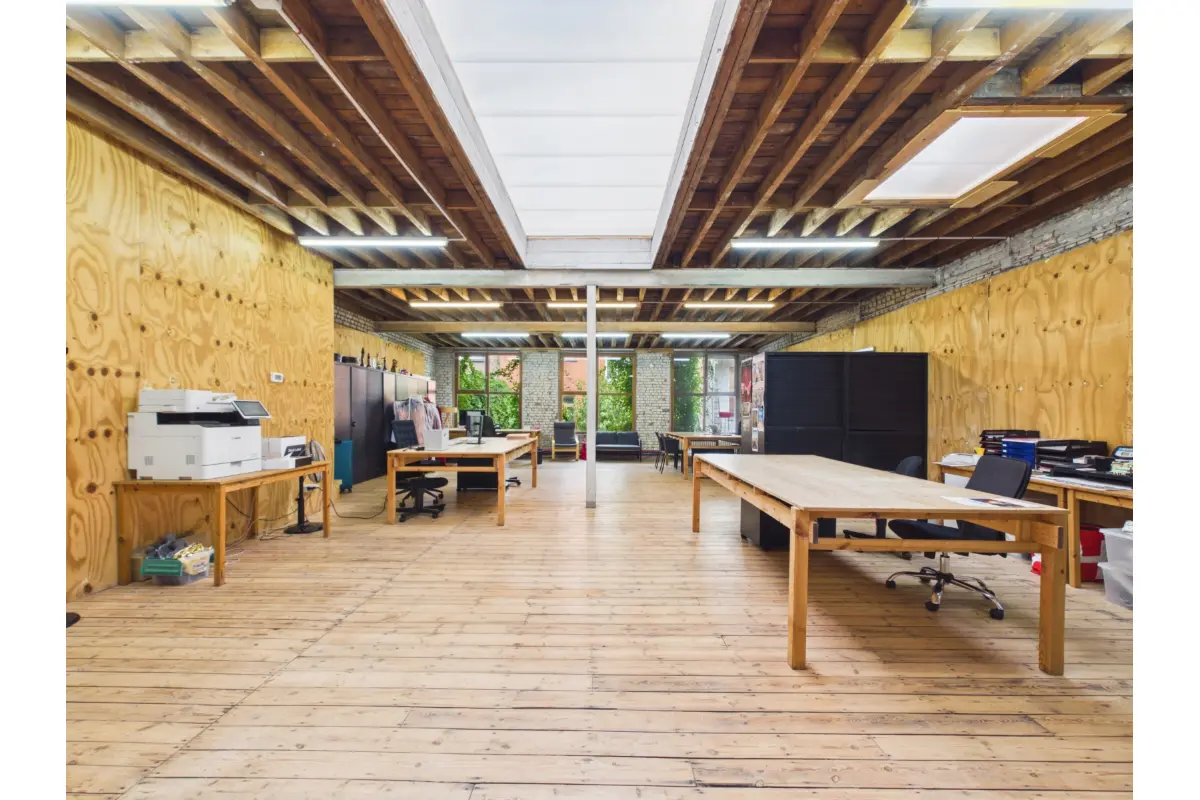 Commerce à louer à Schaerbeek 1030 2000.00€  chambres 170.00m² - annonce 806475