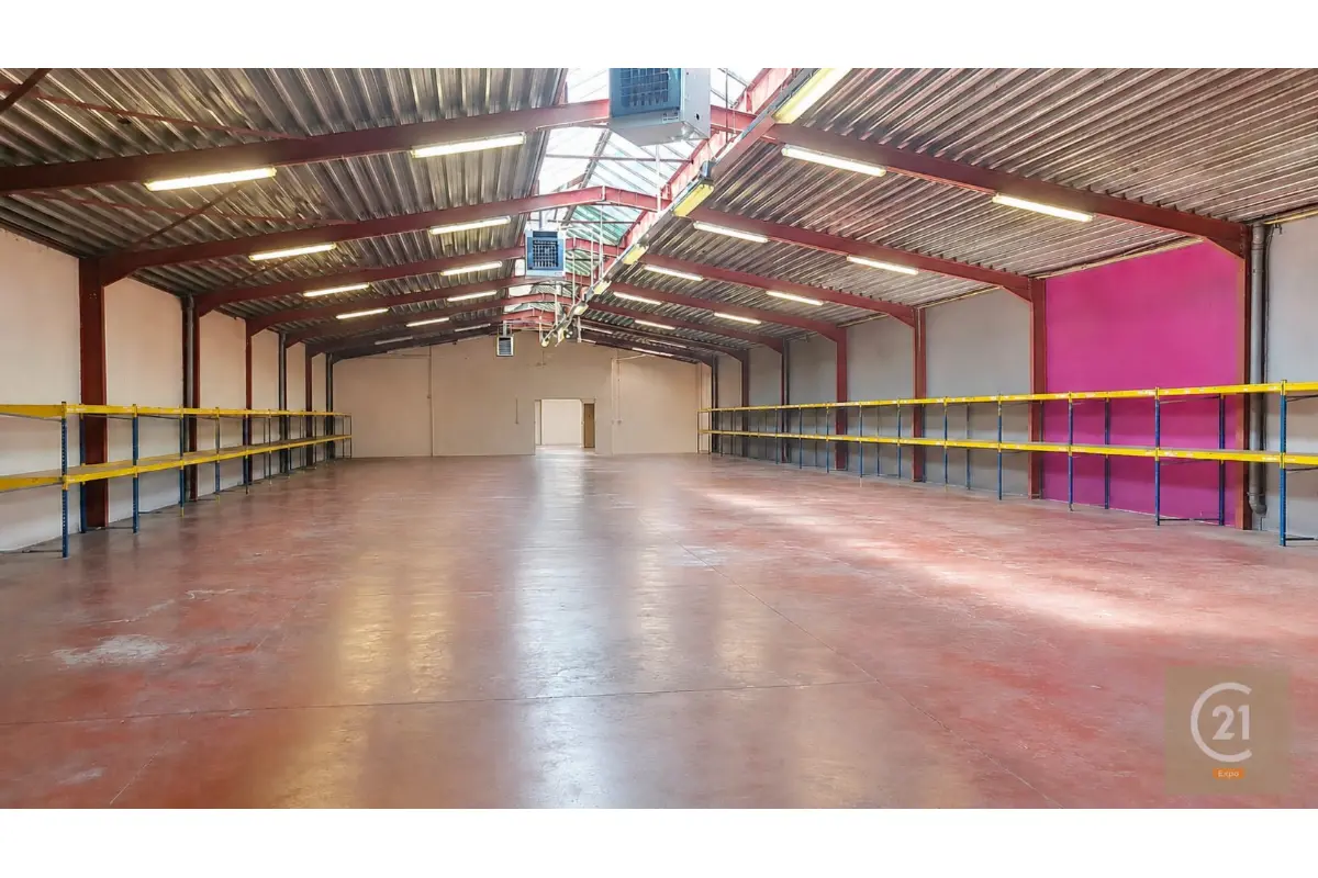 Commerce à louer à Evere 1140 5000.00€  chambres 830.00m² - annonce 806694