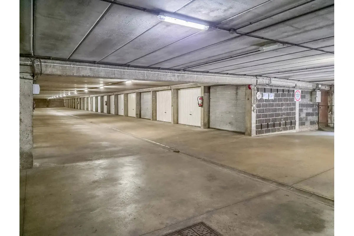 Box à vendre à Jette 1090 25000.00€  chambres m² - annonce 807663