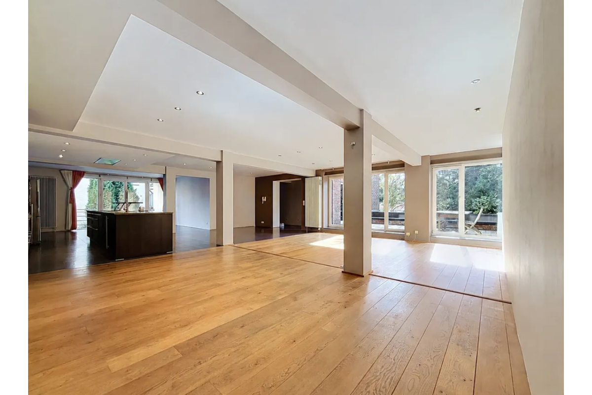 Appartement te  huur in Jette 1090 3500.00€ 3 slaapkamers 223.00m² - Zoekertje 809990