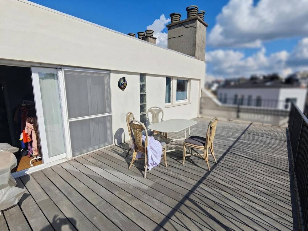 Appartement te  huur in Sint-Gillis 1060 2500.00€ 1 slaapkamers 95.00m² - Zoekertje 795546