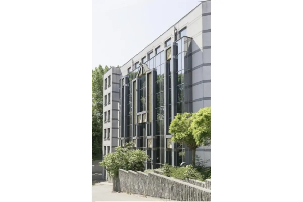 Commerce à louer à Evere 1140 5468.75€  chambres 525.00m² - annonce 810911