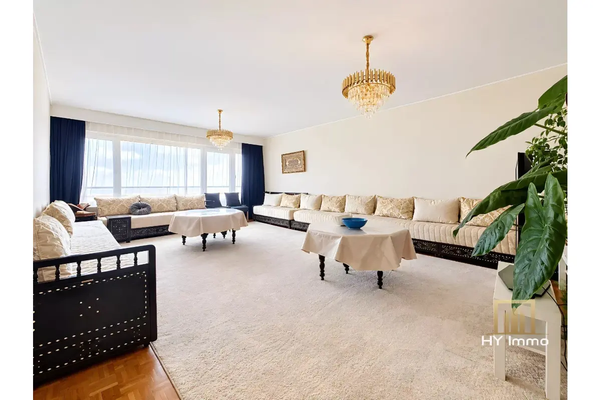 Duplex te  koop in Sint-Jans-Molenbeek 1080 329000.00€ 4 slaapkamers 136.00m² - Zoekertje 811292
