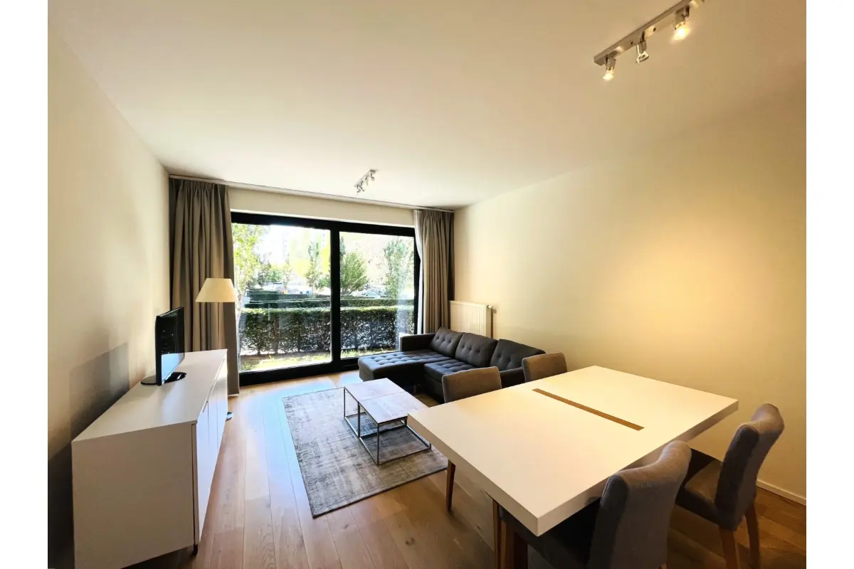 Rez-de-chaussée à louer à Evere 1140 1350.00€ 1 chambres 65.00m² - annonce 811576
