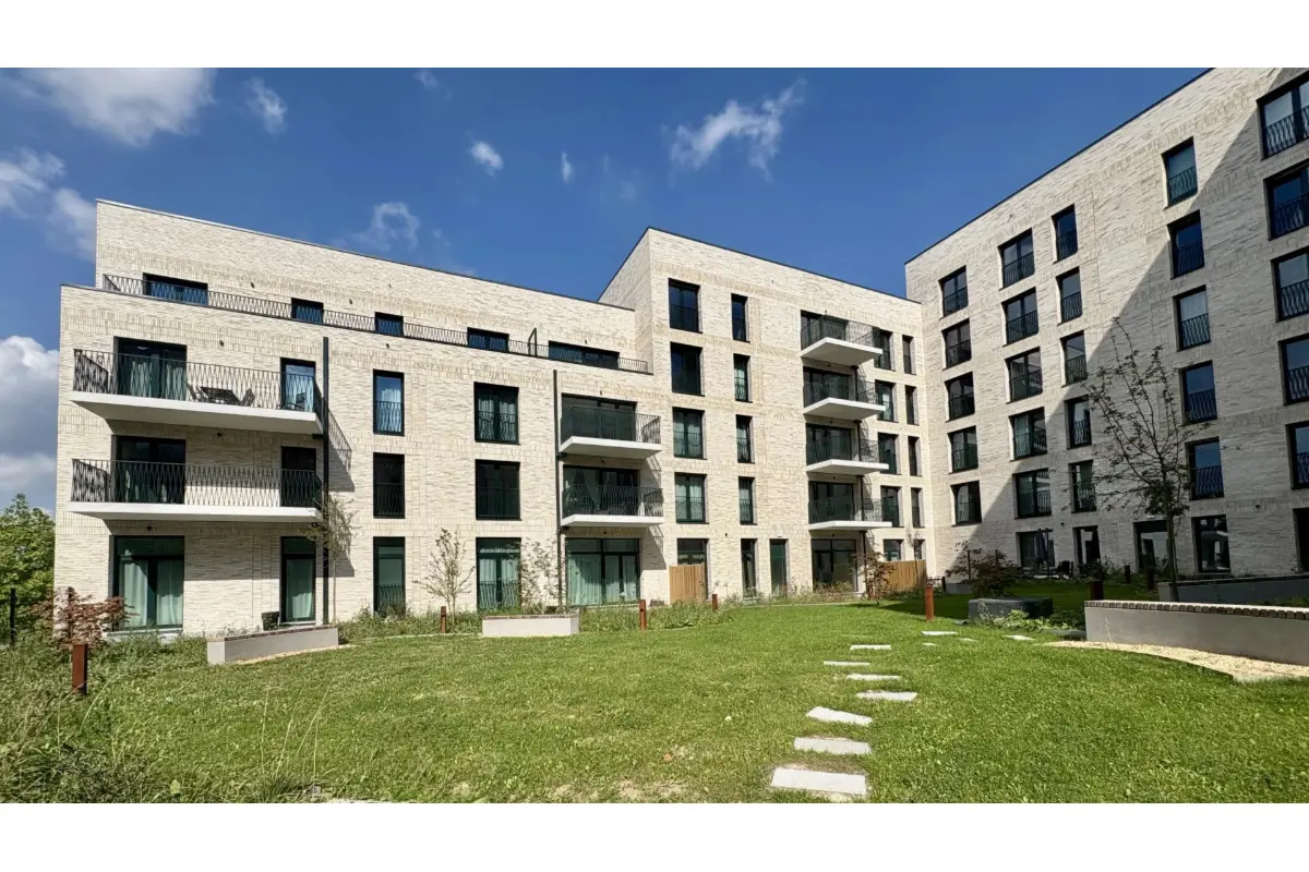 Parking & garage te  koop in Anderlecht 1070 25000.00€  slaapkamers m² - Zoekertje 812215
