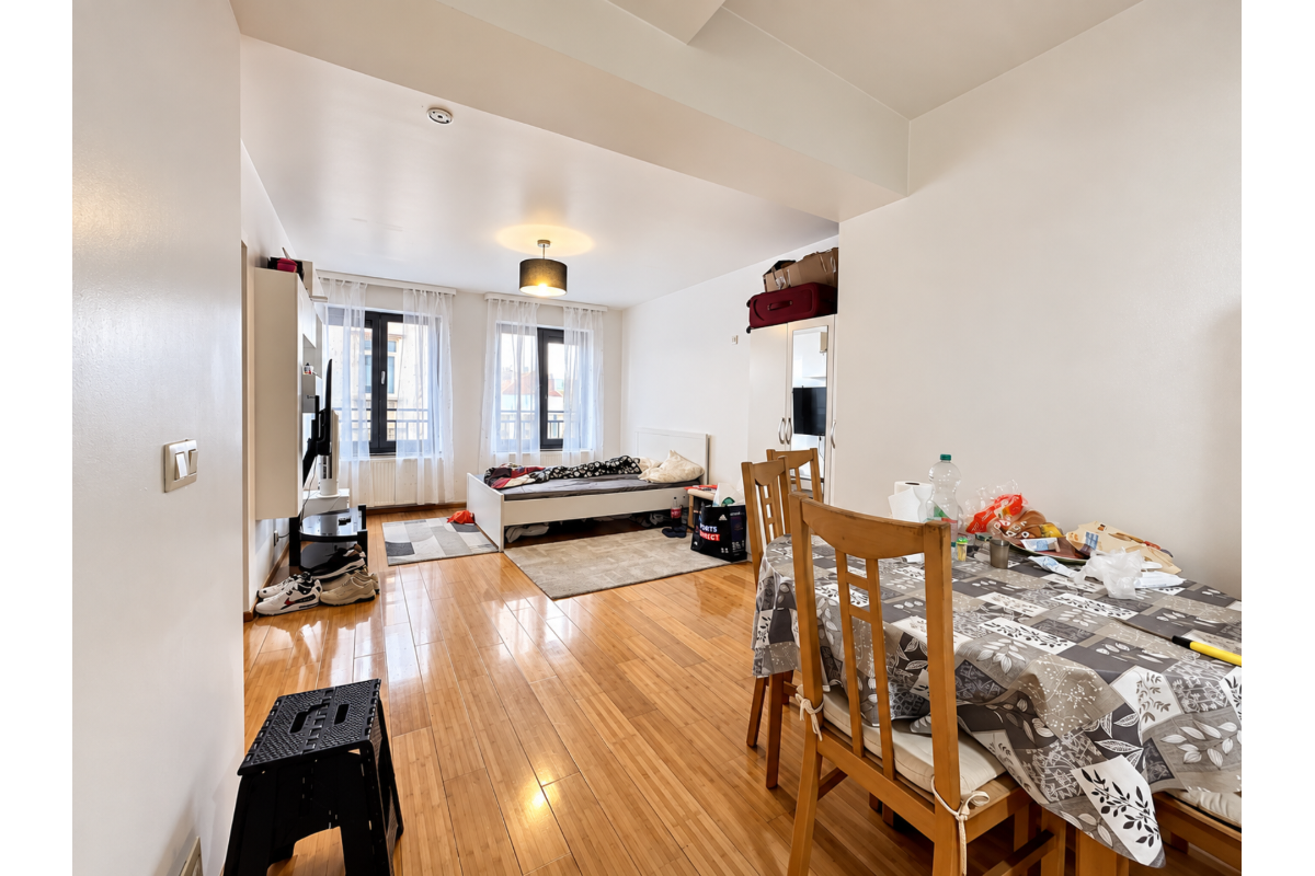 Studio te  in Brussel 1000 219000.00€ 0 slaapkamers 62.00m² - Zoekertje 811956
