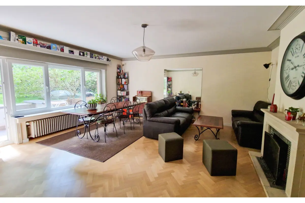 Rez-de-chaussée à vendre à Woluwe-Saint-Pierre 1150 335000.00€ 1 chambres 78.00m² - annonce 813519