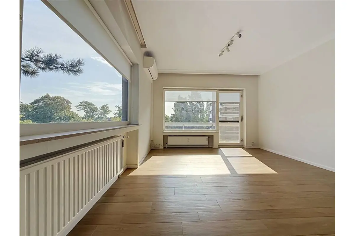 Appartement à  à Ixelles 1050 300000.00€ 2 chambres 74.00m² - annonce 814979